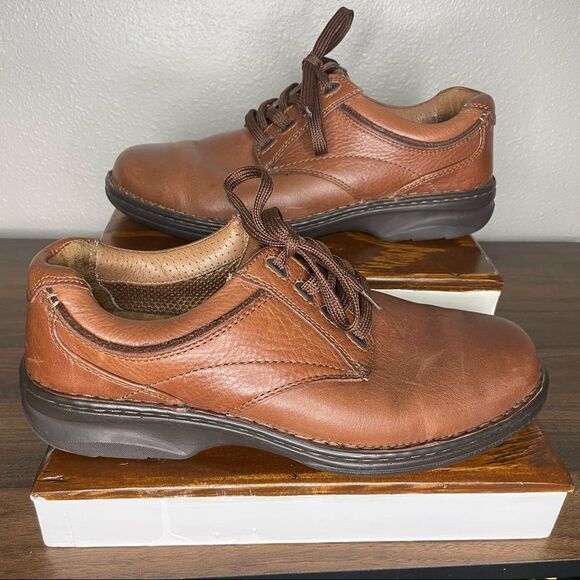 Florsheim Tan Mens Oxfords Style Casual Lace Up Shoes Style 13172-200 Size 9M - Picture 1 of 14